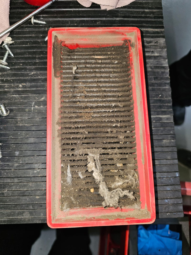 Filtro aria PurMotors — lato sporco dopo stress test 35.000 km