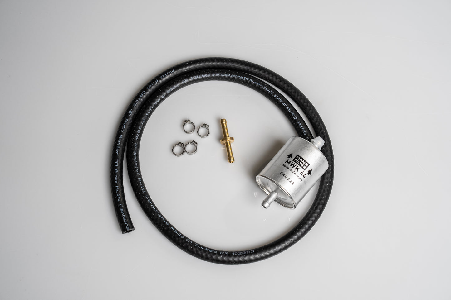 Race Kit Filtro In-Linea Esterno per KTM 690 (Post 2010) e Husqvarna 701 – Migliora le Prestazioni del Motore